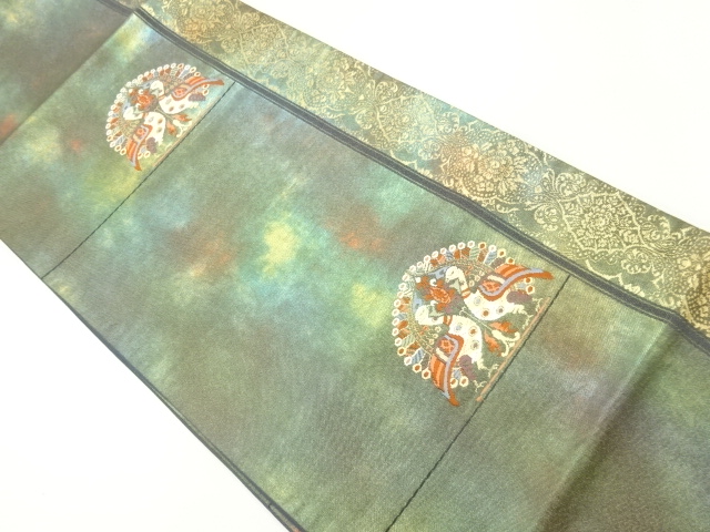 孔雀に花更紗模様織り出し　袋帯